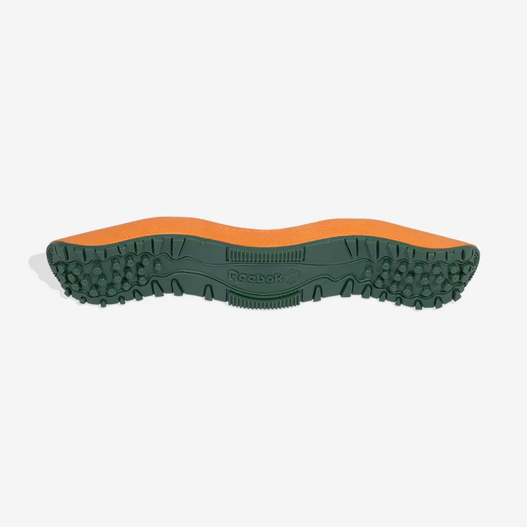 Trekk Twig – Juguete para Perro / Reebok x Zee.Dog - Image 3